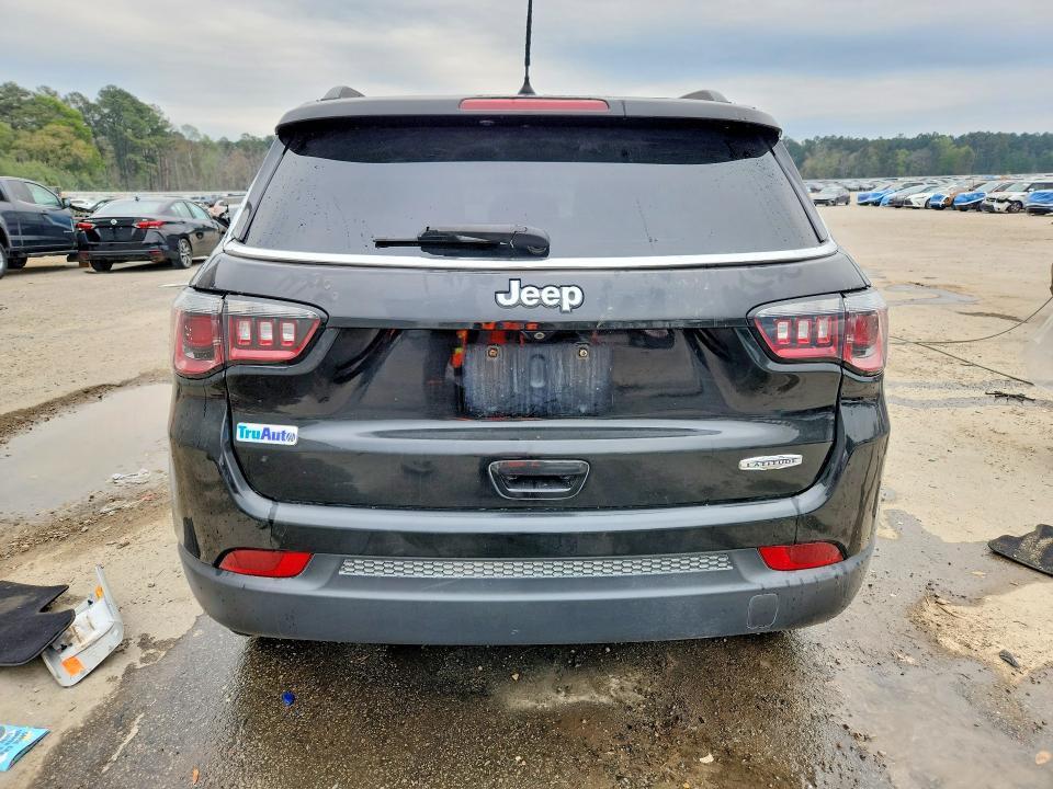 2018 JEEP COMPASS LATITUDE — Фото 6 из 13