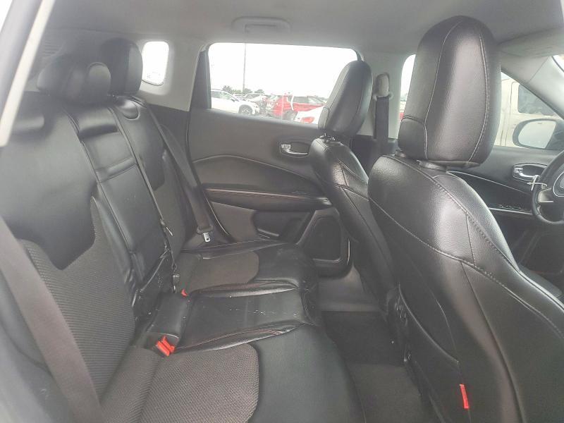 2018 JEEP COMPASS TRAILHAWK — Фото 10 из 13