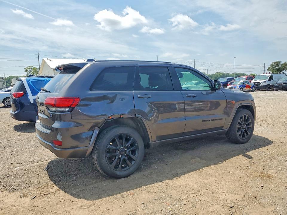 1C4RJFAG3JC202494 2018 JEEP GRAND CHEROKEE photo no. 3