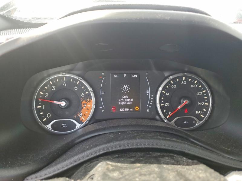 ZACCJBBBXJPH73610 2018 JEEP RENEGADE photo no. 9