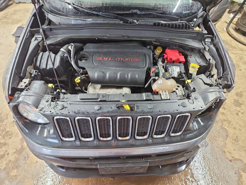 2018 JEEP RENEGADE LATITUDE — Фото 12 из 13