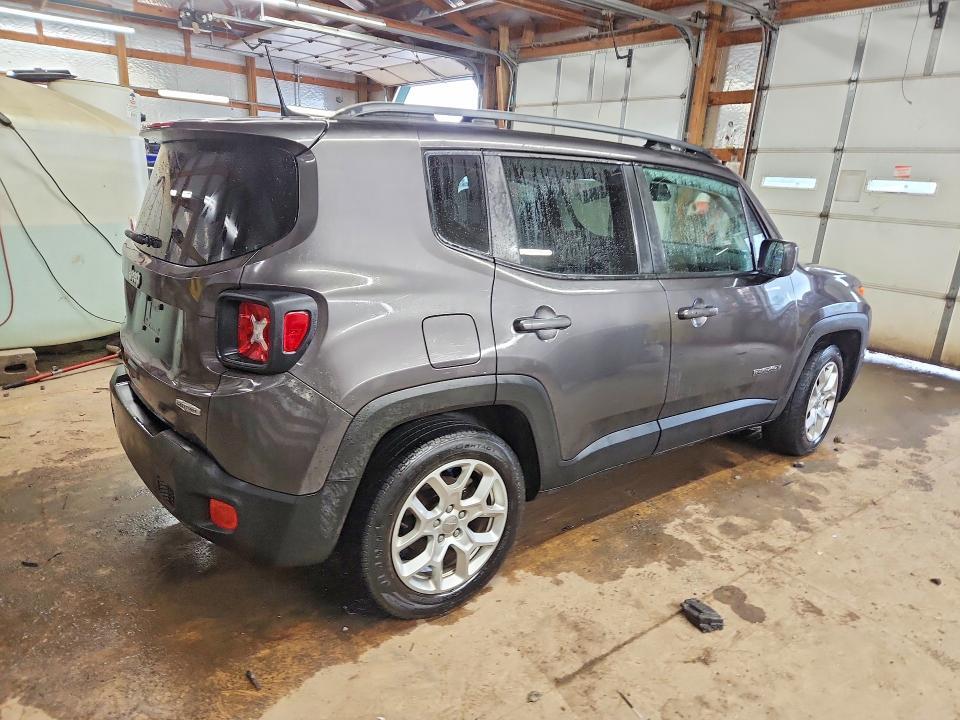 2018 JEEP RENEGADE LATITUDE — Фото 3 из 13