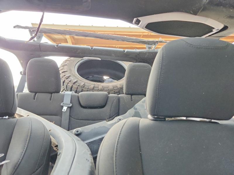 1C4HJXDG4JW167685 2018 JEEP WRANGLER UNLIMITED photo no. 10