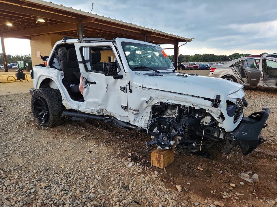 1C4HJXDG4JW167685 2018 JEEP WRANGLER UNLIMITED photo no. 4