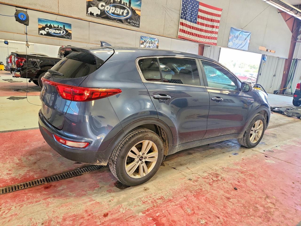 2018 KIA SPORTAGE LX — Фото 3 из 13