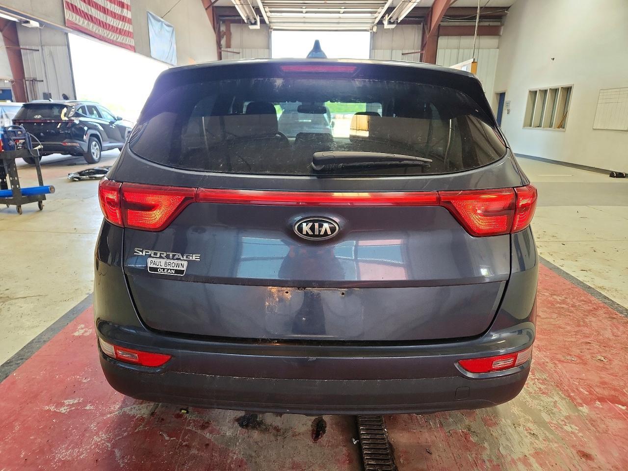 2018 KIA SPORTAGE LX — Фото 6 из 13