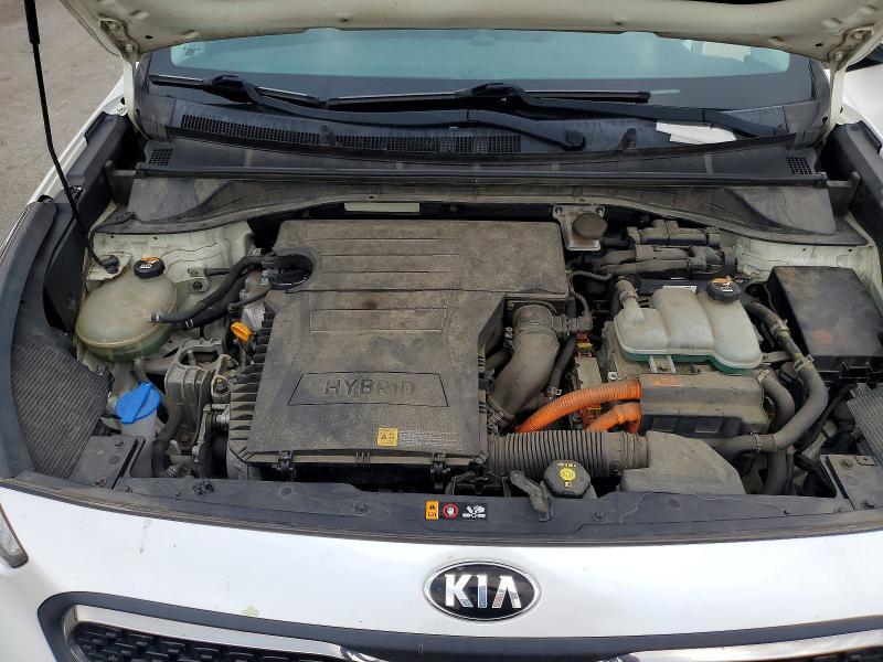 2018 KIA NIRO LX — Фото 12 из 13