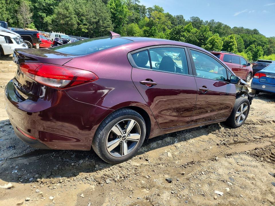 2018 KIA FORTE LX — Фото 3 из 12