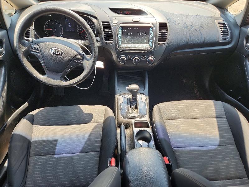 2018 KIA FORTE LX — Фото 8 из 12