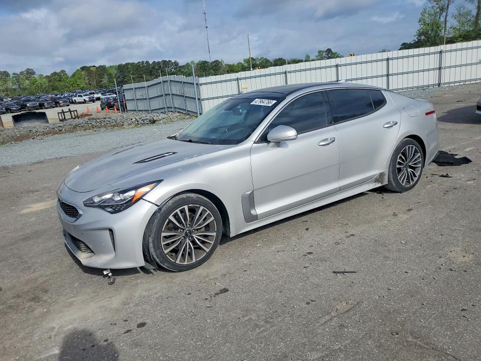 KNAE25LA0J6015319 2018 KIA STINGER photo no. 1