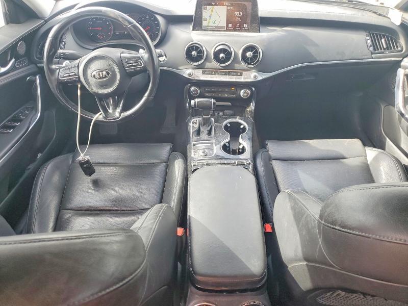 KNAE25LA0J6015319 2018 KIA STINGER photo no. 8