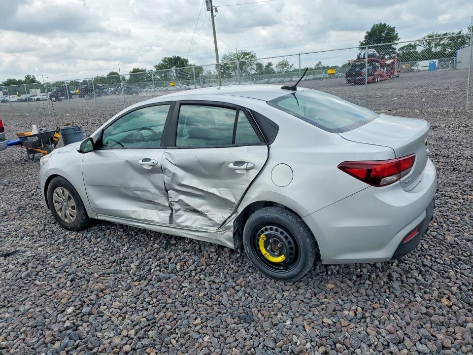 2018 KIA RIO S — Фото 2 из 12