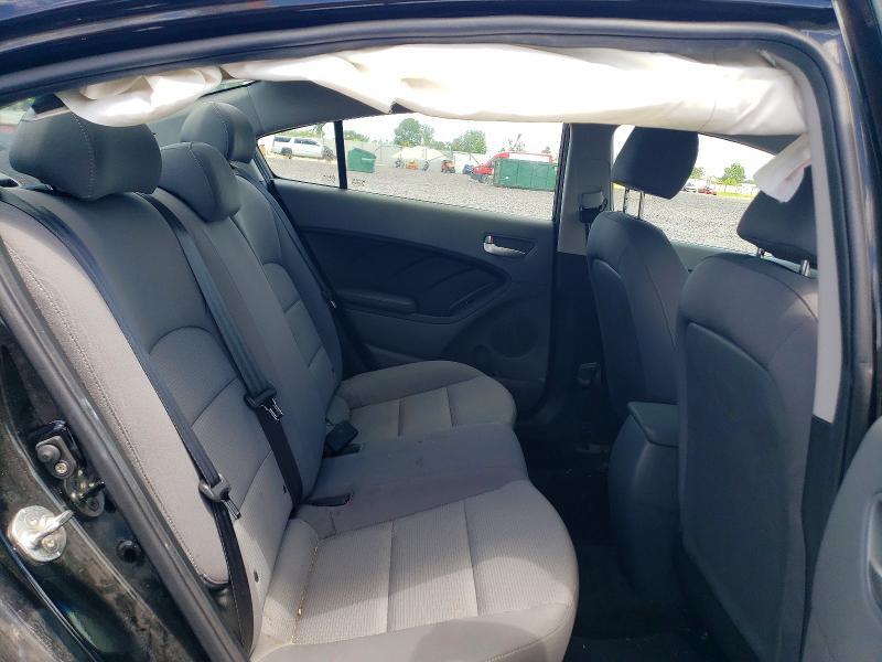 2018 KIA FORTE LX — Фото 10 из 12
