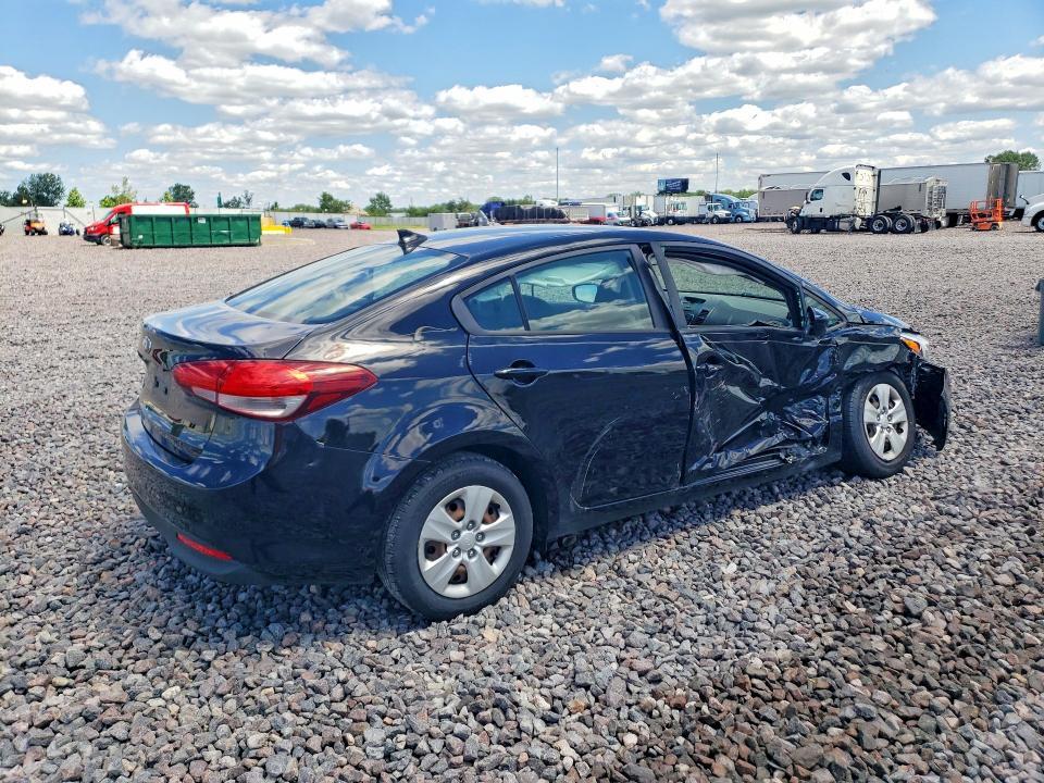 2018 KIA FORTE LX — Фото 3 из 12