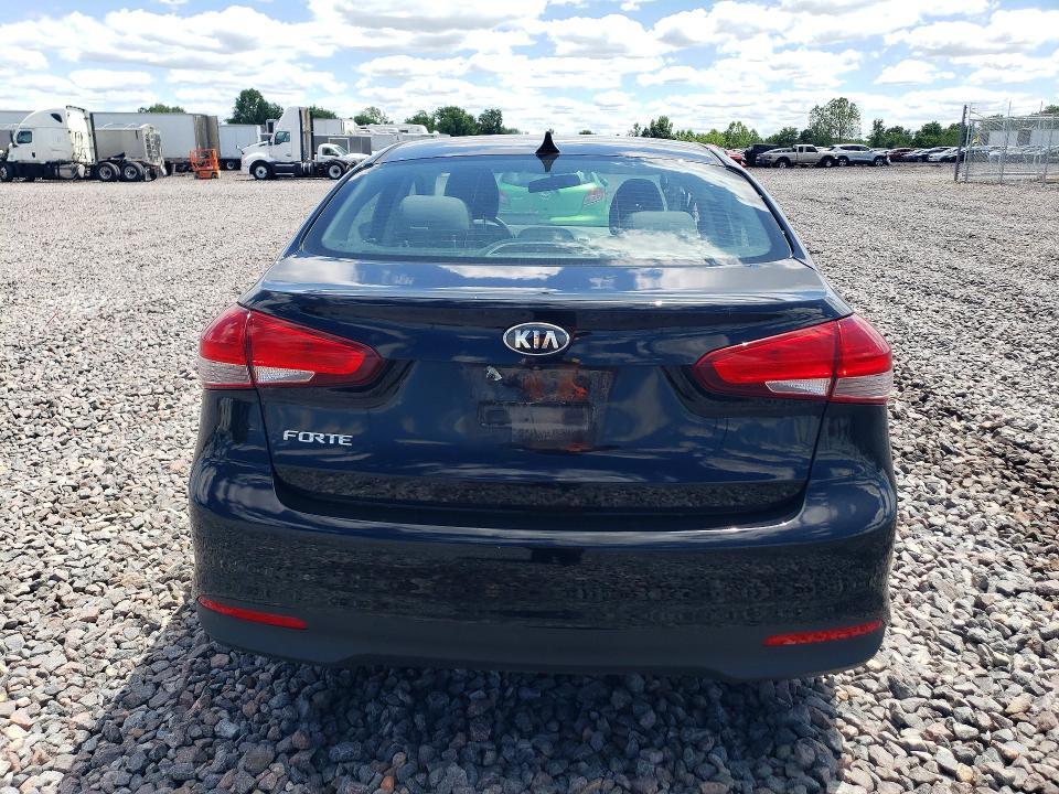 2018 KIA FORTE LX — Фото 6 из 12