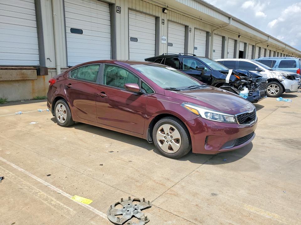 2018 KIA FORTE LX — Фото 4 из 12
