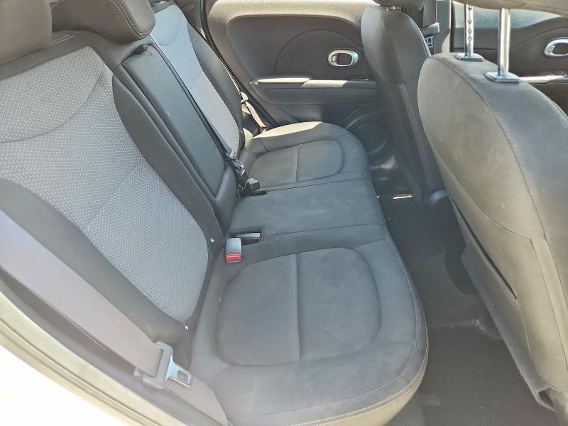 2018 KIA SOUL + — Фото 10 из 12