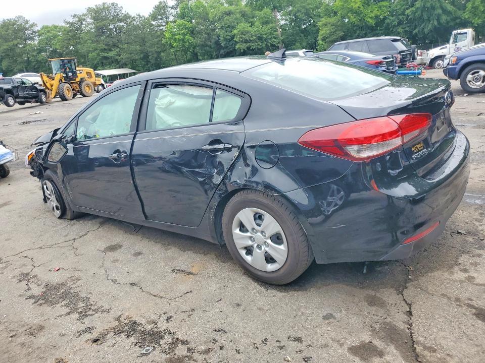 2018 KIA FORTE LX — Фото 2 из 12