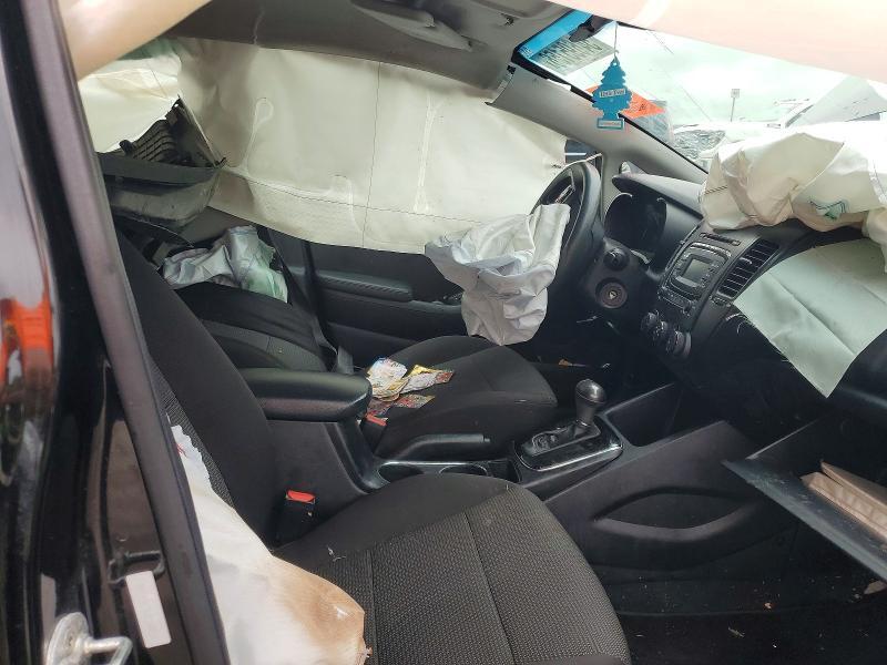 2018 KIA FORTE LX — Фото 7 из 12