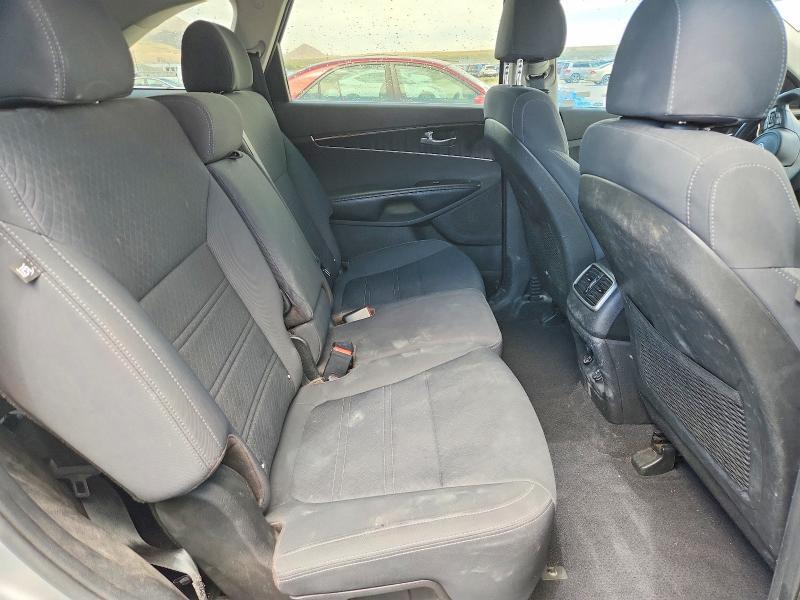 2018 KIA SORENTO LX — Фото 11 из 13