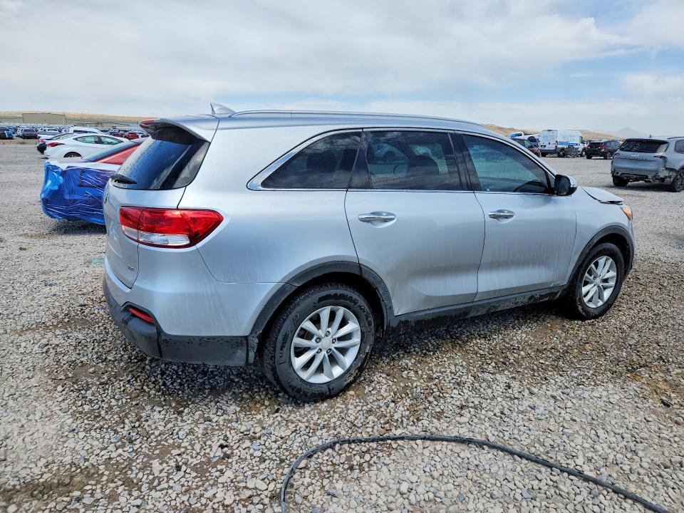 2018 KIA SORENTO LX — Фото 3 из 13