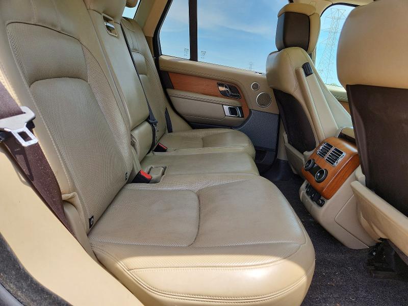 2018 LAND ROVER RANGE ROVER HSE — Фото 11 из 13