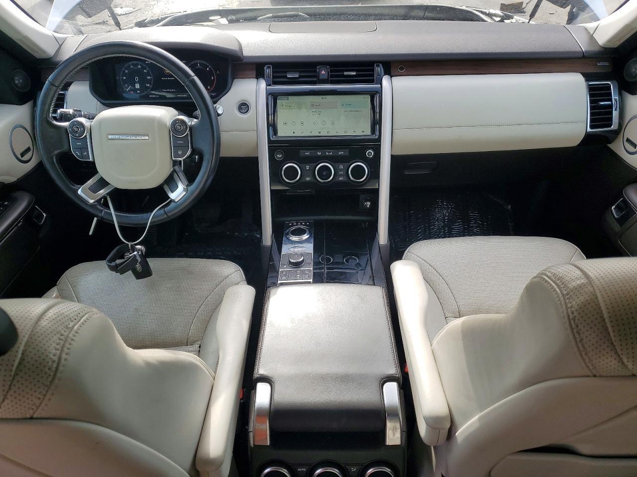 2018 LAND ROVER DISCOVERY HSE LUXURY — Фото 8 из 13