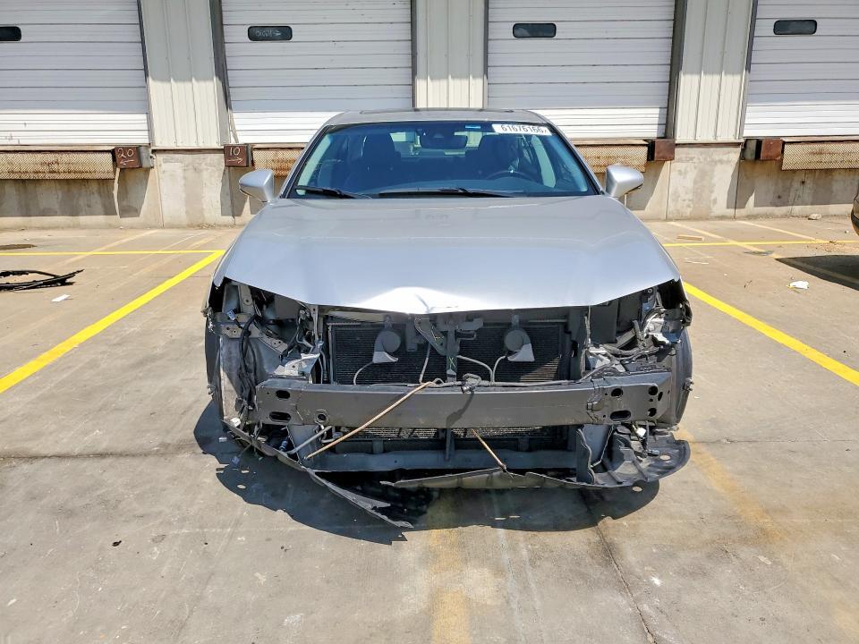 2018 LEXUS ES 350 — Фото 5 из 12