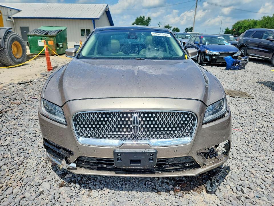 2018 LINCOLN CONTINENTAL SELECT — Фото 5 из 13