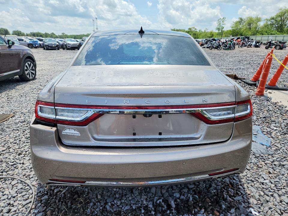 2018 LINCOLN CONTINENTAL SELECT — Фото 6 из 13