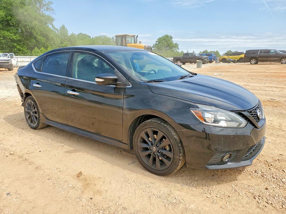 2018 NISSAN SENTRA SR — Фото 4 из 12