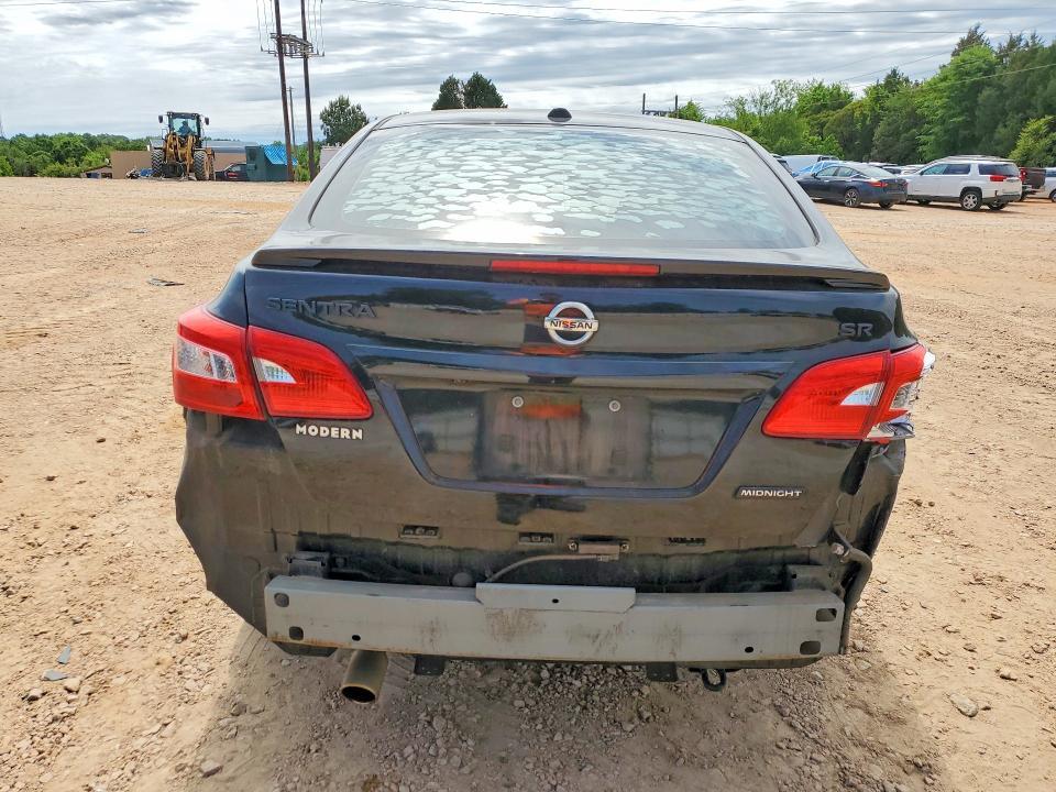 2018 NISSAN SENTRA SR — Фото 6 из 12