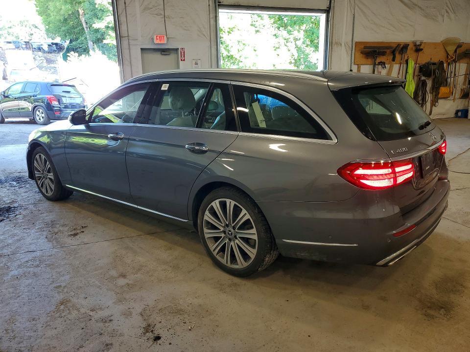 2018 MERCEDES-BENZ E 400 4MATIC — Фото 2 из 14