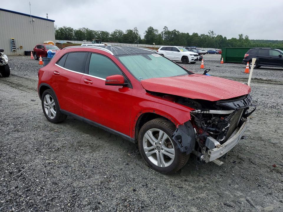 2018 MERCEDES-BENZ GLA 250 4MATIC — Фото 4 из 14