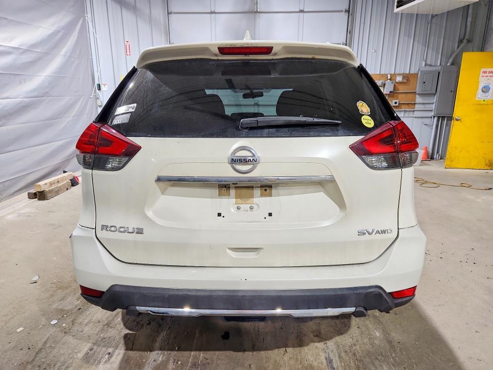 2018 NISSAN ROGUE SV — Фото 6 из 13