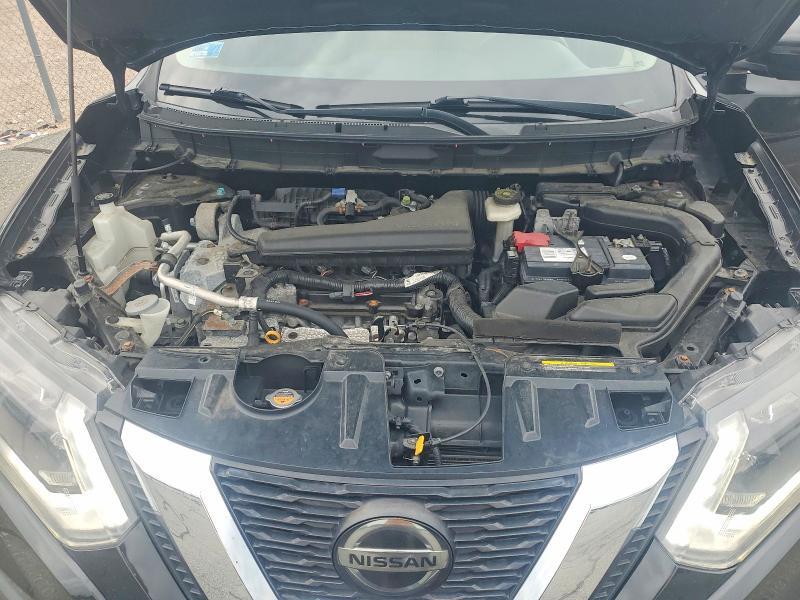 2018 NISSAN ROGUE SV — Фото 12 из 13
