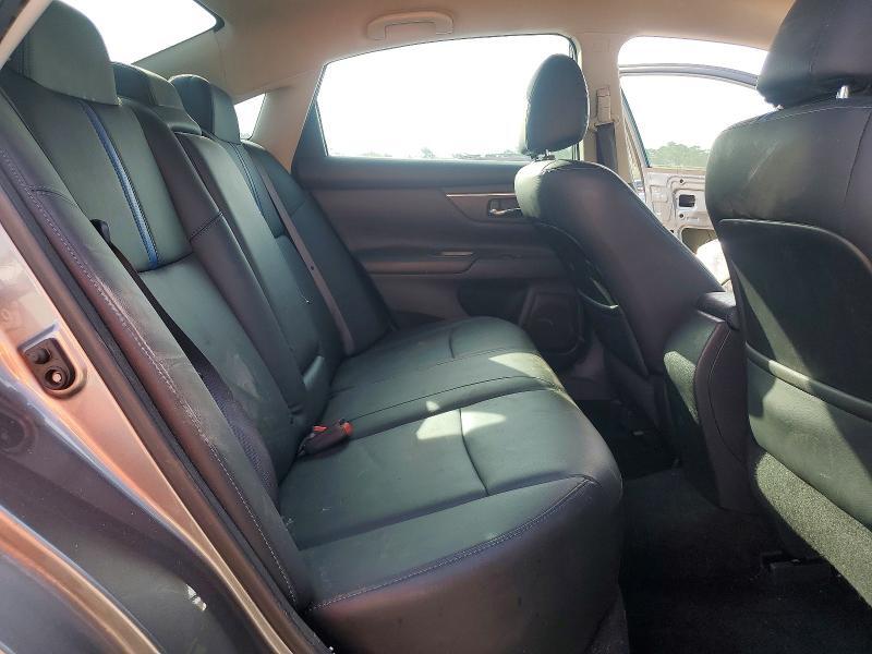 2018 NISSAN ALTIMA 2.5 SR — Фото 10 из 13