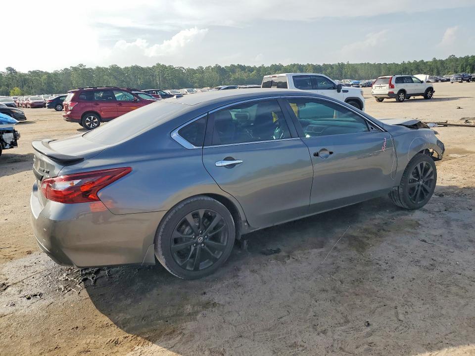 2018 NISSAN ALTIMA 2.5 SR — Фото 3 из 13