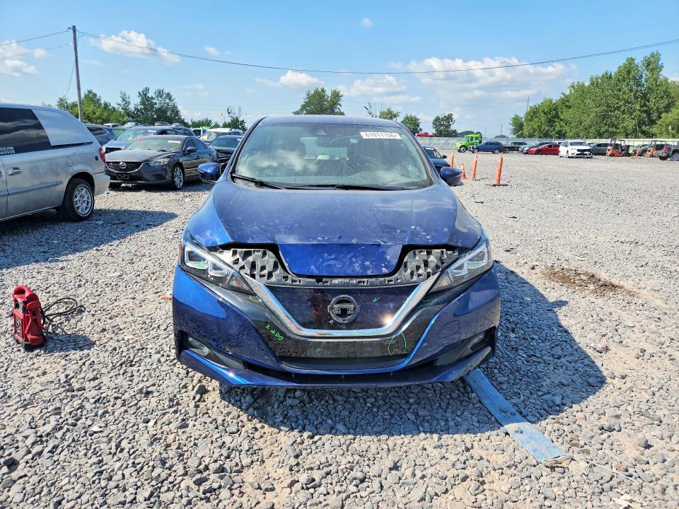 2018 NISSAN LEAF SL — Фото 5 из 12