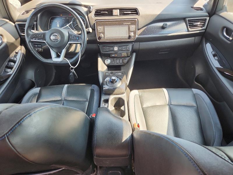 2018 NISSAN LEAF SL — Фото 8 из 12