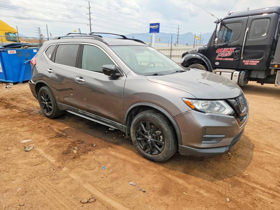 2018 NISSAN ROGUE SV — Фото 4 из 12