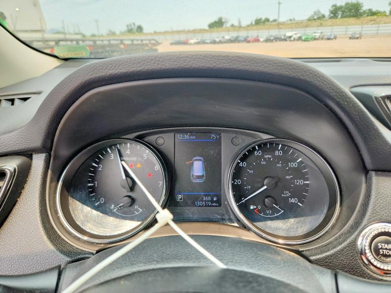 2018 NISSAN ROGUE SV — Фото 9 из 12