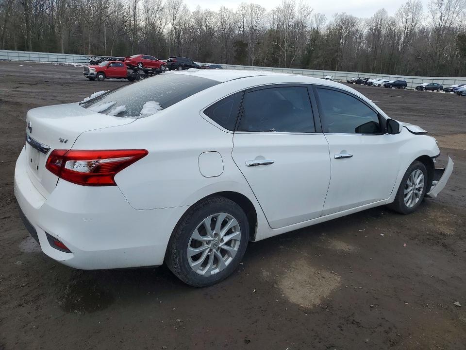 2018 NISSAN SENTRA SV — Фото 3 из 12