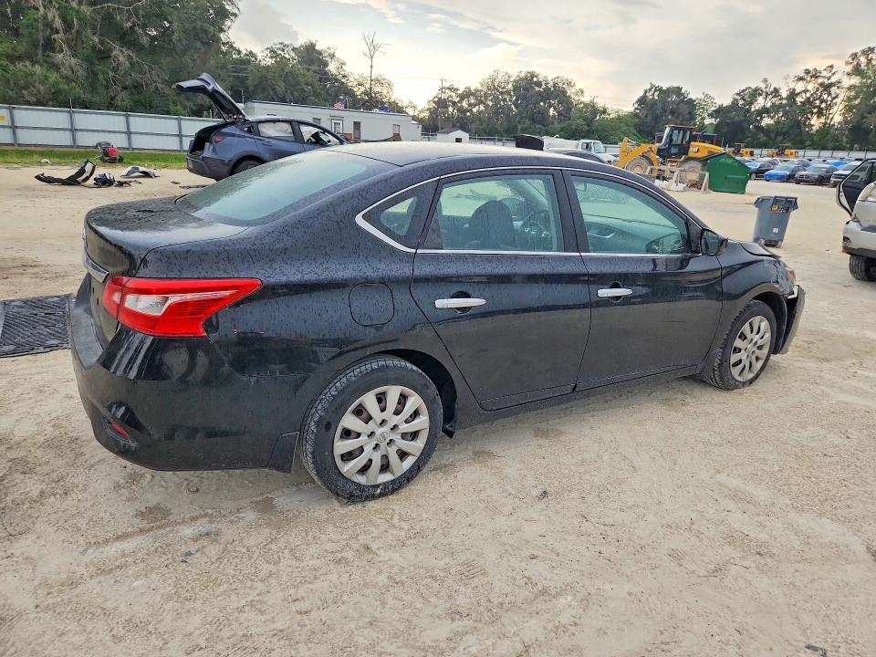2018 NISSAN SENTRA S — Фото 3 из 12