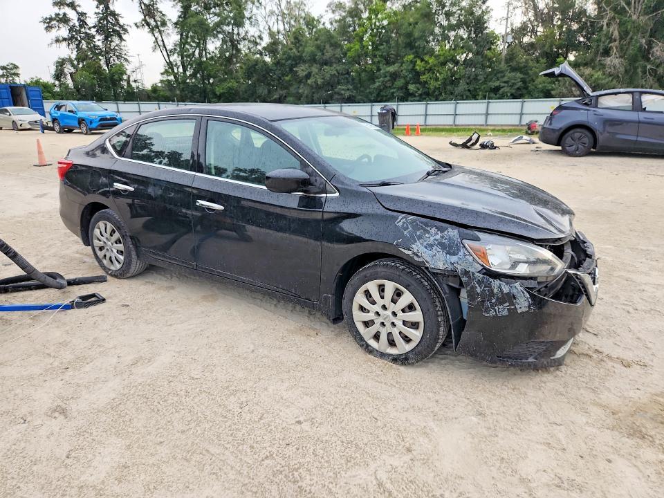 2018 NISSAN SENTRA S — Фото 4 из 12