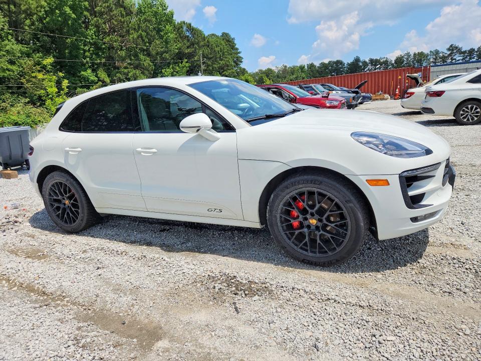 2018 PORSCHE MACAN GTS — Фото 4 из 13