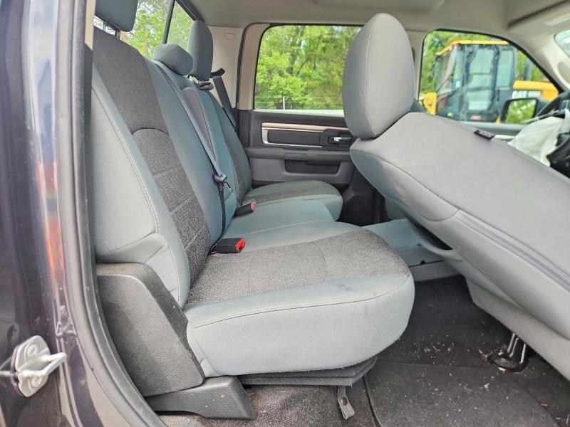 2018 RAM 1500 SLT — Фото 10 из 12