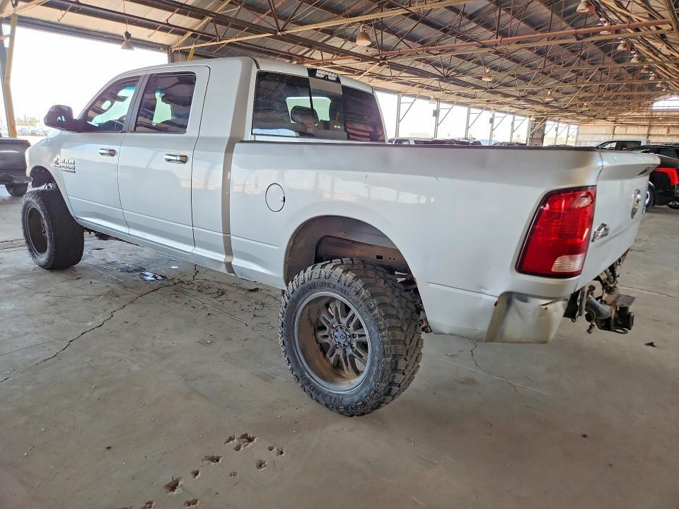2018 RAM 2500 SLT — Фото 2 из 12