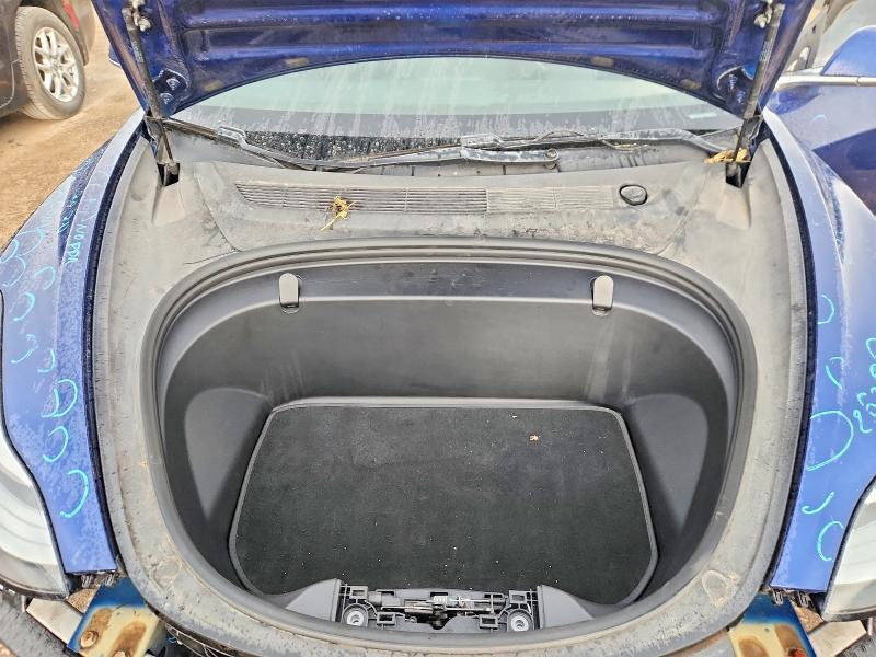 5YJ3E1EB6JF185477 2018 TESLA MODEL 3 photo no. 11