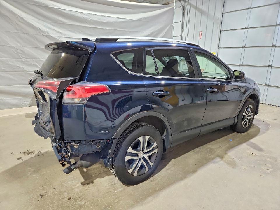 2018 TOYOTA RAV4 LE — Фото 3 из 13